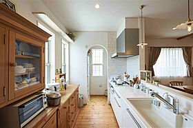 ポラスグループの注文住宅ブランド 北辰工務店の施工事例「ナチュラルカントリースタイルのおうち」の画像1