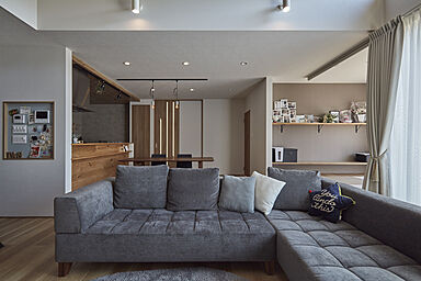 ひのき住宅【工務店で建てるデザイナーズハウス】の施工事例「中庄の家」の画像2