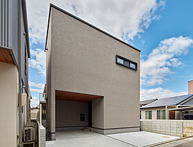 ひのき住宅の施工事例「【狭小地】細部までこだわりが詰まった家」の画像1