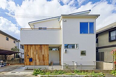 住空間設計Laboの施工事例「木のぬくもりと暮らす 人に環境に優しい住まい」の画像