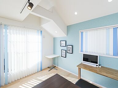 株式会社東栄住宅の施工事例「敷地21坪でも想像以上に広いリビング 建築制限を最大限メリットにした理想の住まい」の画像1