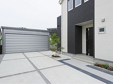 株式会社東栄住宅の施工事例「趣味と本格派ガレージ 六本木ミッドタウンの雰囲気のリビングが広い家」の画像6