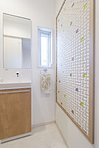 シンプルモダンスタイルの洗面所 株式会社東栄住宅の事例画像