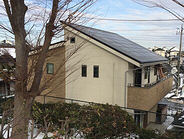 株式会社スマイルの施工事例「オーボエ奏者のための楽譜収納、10畳のロフト書斎、収納を兼ねたロフト階段。」の画像