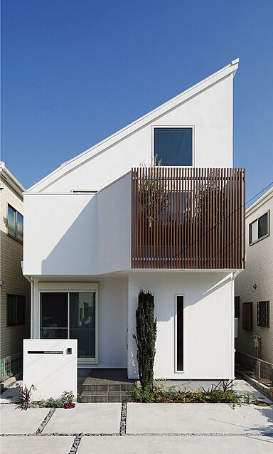 株式会社八幡の施工事例「明るさと開放感を追求したリビングのある家」の画像