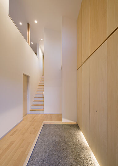 株式会社佐久間工務店一級建築士事務所の施工事例「ライトコートから繋がるリビングの家」の画像3