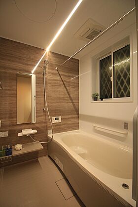 株式会社ハイスペースの施工事例「南国リゾートの雰囲気に吹抜けを取入れたリビングの家」の画像5