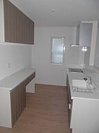 シンプルモダンスタイルのキッチン シュガーホーム北上店の事例画像