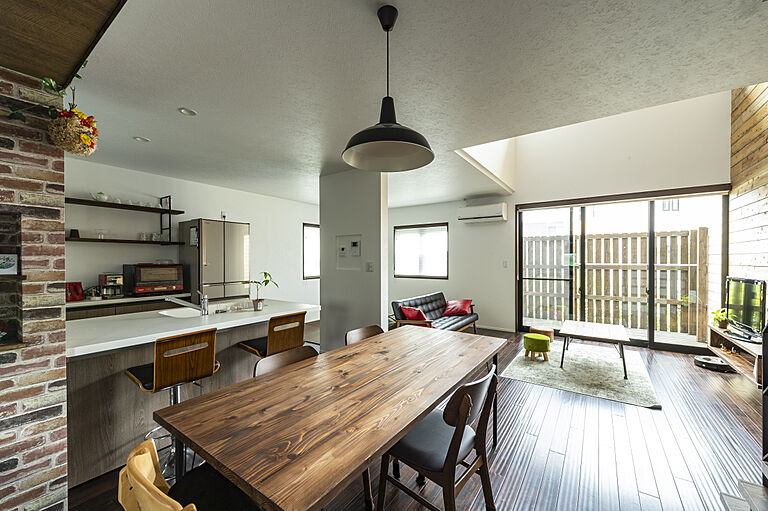 想家工房株式会社の公式画像_リビング4