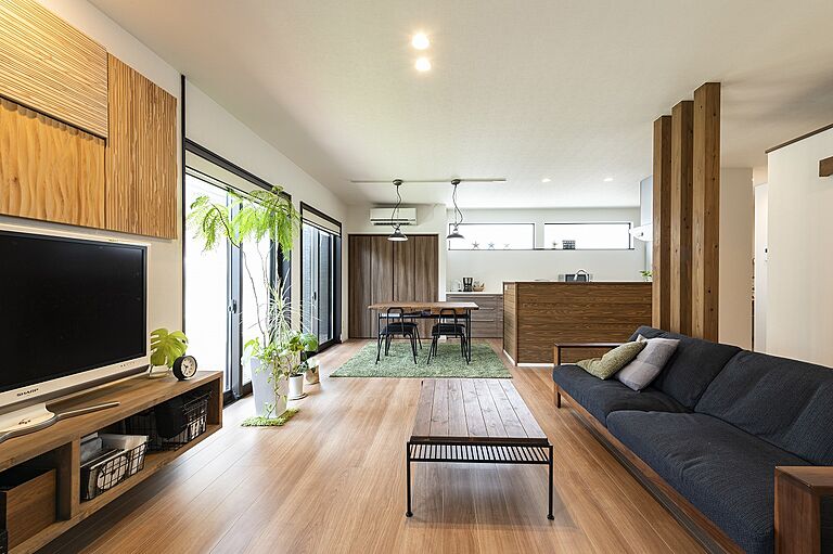 想家工房株式会社の公式画像_リビング2