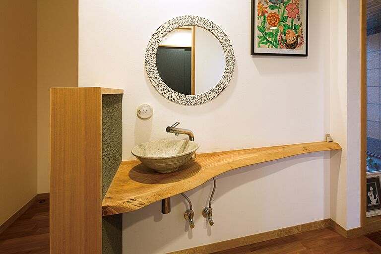 日栄商事株式会社の公式画像_洗面5