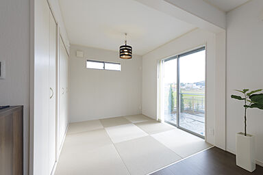 日栄商事株式会社の施工事例「黒のスタイリッシュな平屋住宅.」の画像4