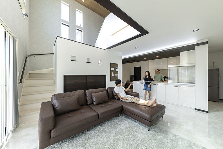 日栄商事株式会社の公式画像_リビング2