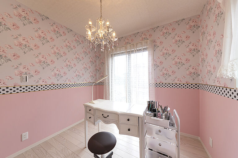 日栄商事株式会社の公式画像_洋室6