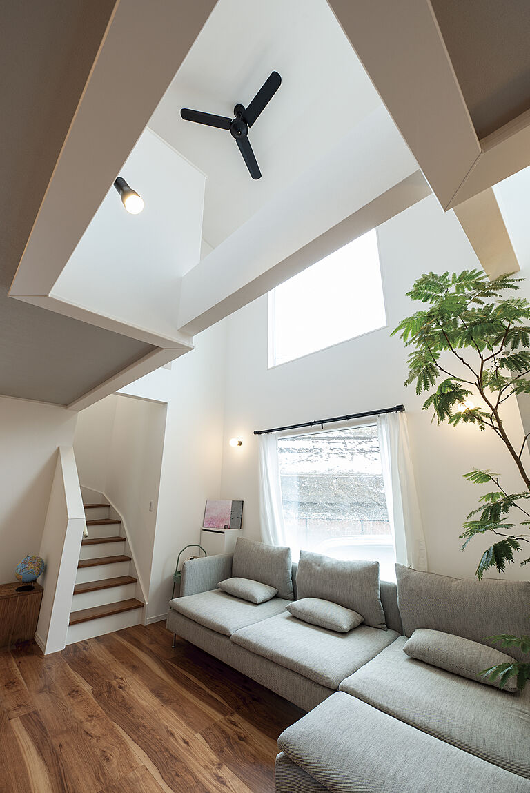 日栄商事株式会社の公式画像_リビング6