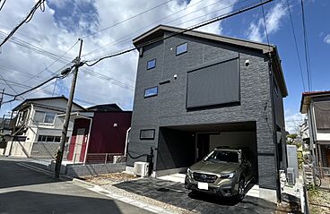 TKプランニング株式会社の施工事例「20代夫婦/ペットも快適なビルトインガレージのあるお家」の画像