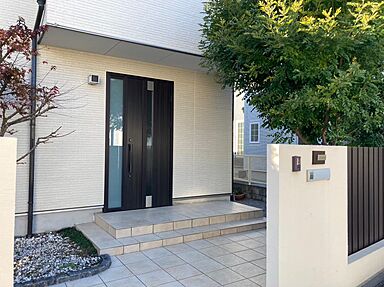 TKプランニング株式会社の施工事例「補助金活用で賢くリフォーム/玄関施工事例5選」の画像2