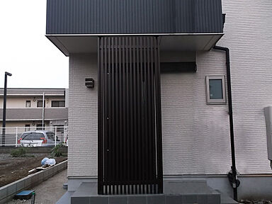 TKプランニング株式会社の施工事例「補助金活用で賢くリフォーム/玄関施工事例5選」の画像4