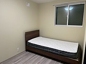 TKプランニング株式会社の施工事例「狭小住宅×快適設計/光と収納でコンパクトな空間を広く暮らす施工事例」の画像8