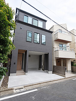 タマホーム株式会社 高崎支店の施工事例「2階リビング×造作ベンチ|限られた土地を活かす間取りを施工事例でご紹介」の画像