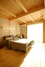 木の家スタイルの洋室 ネクストハウスデザインの事例画像