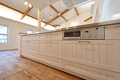 株式会社 住まいの発見館 本社ショールームの施工事例「【36坪×平屋】中庭のあるアメリカンスタイルの平屋」の画像6