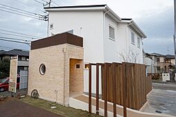 株式会社 住まいの発見館 本社ショールームの施工事例「【39坪×2階建】吹抜けにスキップフロアのある家」の画像
