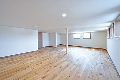 株式会社 住まいの発見館 本社ショールームの施工事例「【55坪×2階建】家事室・書斎・蔵のある家」の画像5