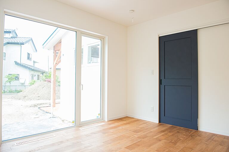 株式会社 住まいの発見館 本社ショールームの公式画像_洋室5