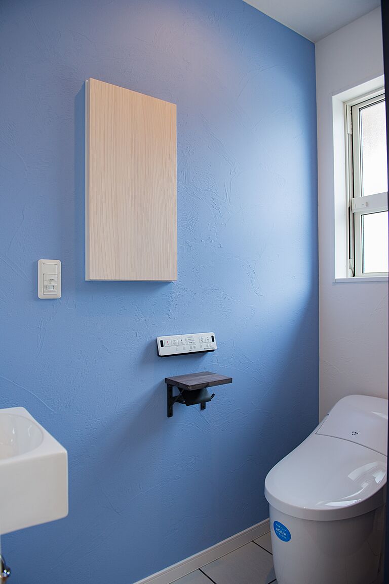 株式会社 住まいの発見館 本社ショールームの公式画像_トイレ7