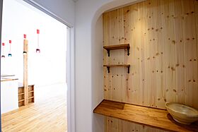 株式会社 住まいの発見館 本社ショールームの施工事例「【41坪×2階建】子育てを楽しむボルダリングと室内ウッドデッキのある家」の画像6