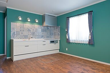 株式会社 住まいの発見館 本社ショールームの施工事例「【38坪×平屋】愛車と暮らすクラシックスタイルの平屋」の画像5