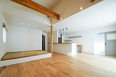 株式会社 住まいの発見館 本社ショールームの施工事例「ぬくもりあふれるカフェスタイルの平屋」の画像6