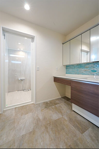 株式会社 住まいの発見館 本社ショールームの施工事例「ドッグランのあるリゾートスタイルの平屋」の画像6