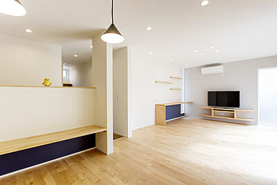 シンプルモダンスタイルのリビング 株式会社中央建工の事例画像