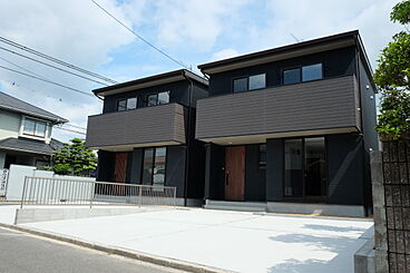 株式会社茂山組の施工事例「落ち着いた色合いのモダンな戸建借家」の画像