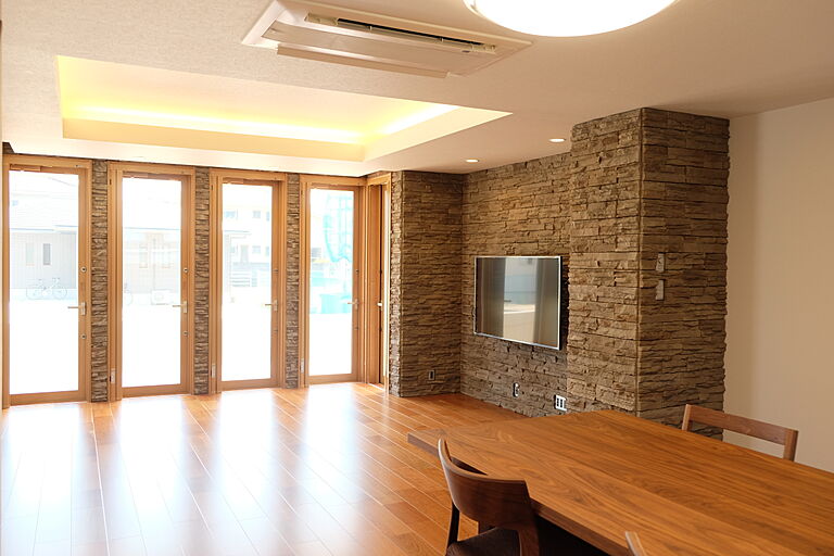 株式会社茂山組の公式画像_リビング2