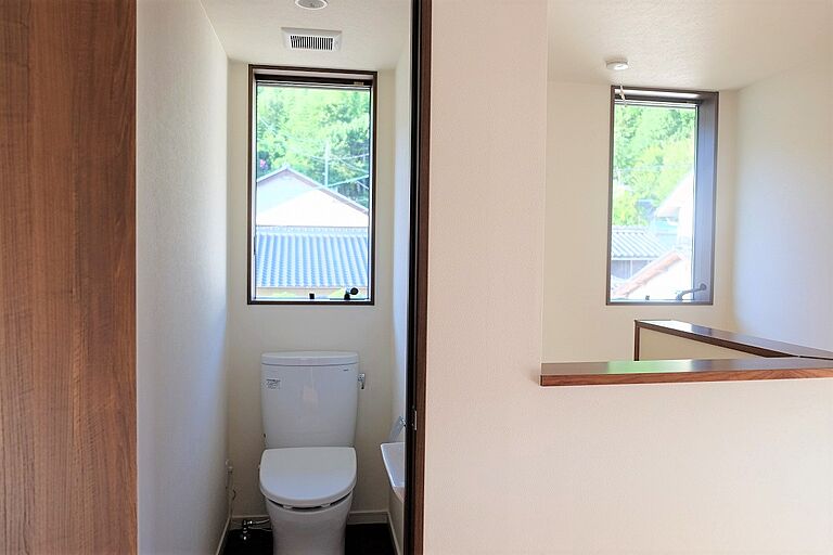 株式会社茂山組の公式画像_トイレ4