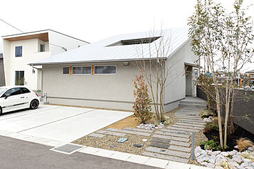 FDMホーム大分店の施工事例「大分県宇佐市 まちかどモデルハウス「中庭のある家」」の画像