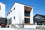 シンプルモダンスタイルの外観 FDMホーム大分店の事例画像