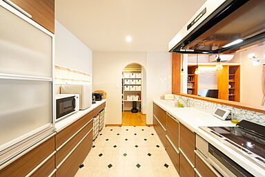 FDMホーム大分店の施工事例「大分県別府市 K様邸 ピットインリビングのある平屋の家」の画像2