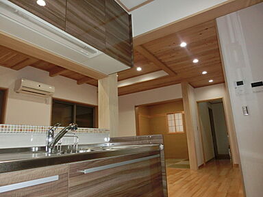 Reset 安堵 Relax エアブレスの家の施工事例「遊び心いっぱい「2階建てなのに5層構造」」の画像2