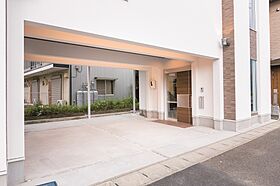 株式会社建築システムの施工事例「敷地18坪に5LDK+車2台!ビルトインガレージ3階建【250】」の画像5