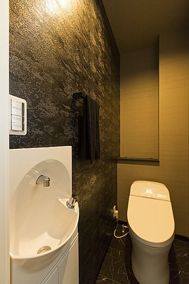 株式会社建築システムの施工事例「真っ白なキュービックスタイル。21畳の広いリビングのある2階建て住宅【244】」の画像6