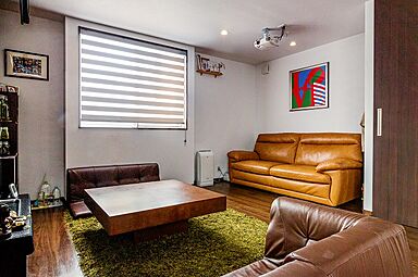 株式会社建築システムの施工事例「狭小の匠技!26坪の細長い敷地に富士山を望める屋上付階建て狭小住宅【236】」の画像2