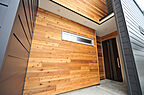 木の家スタイルの玄関 有限会社 高健工務店の事例画像