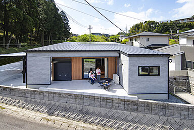 株式会社七呂建設の施工事例「家族の時間が豊かに育つ 暮らし上手な住まい」の画像2