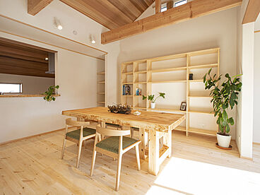 建築工房ピネストの施工事例「HEAT20・G2グレード住宅『木づかいの家』」の画像