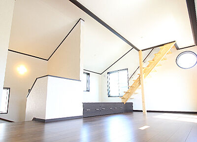 シンプルモダンスタイルのリビング 川越設計の事例画像