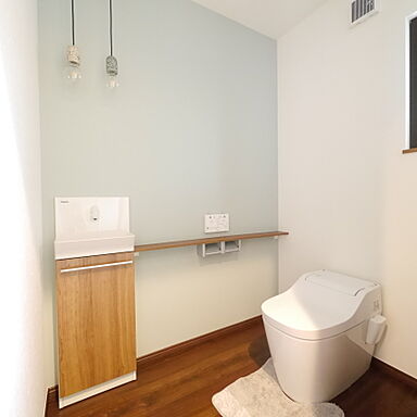 タナカホームズの施工事例「岩国市 H様邸 広々とした駐車スペースに素敵なウッドデッキ付き住宅」の画像5